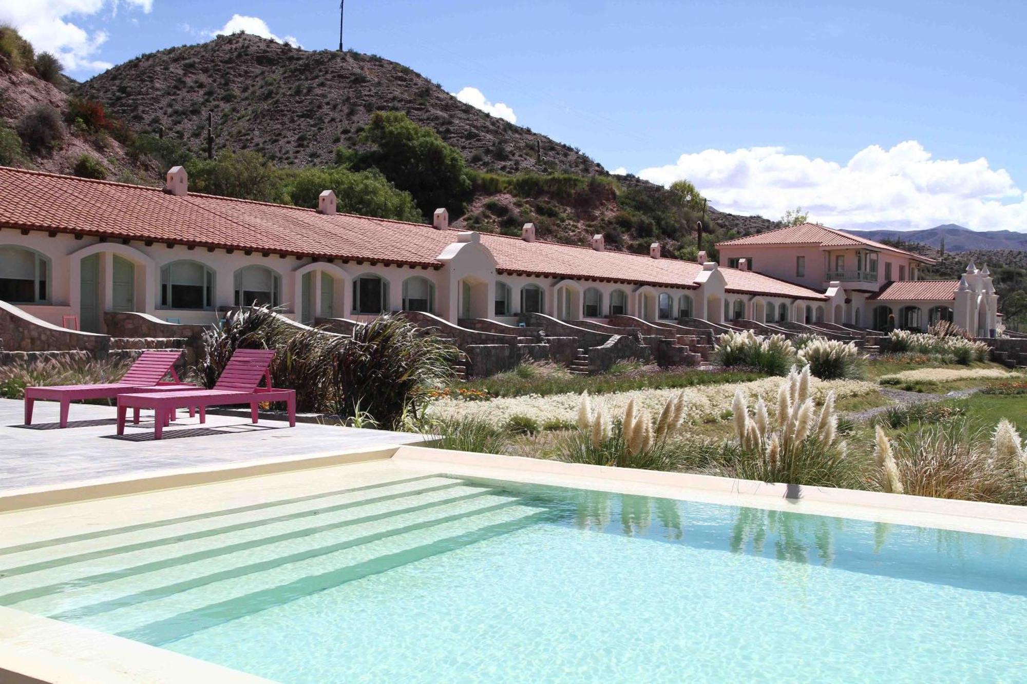 Hotel Huacalera Bagian luar foto